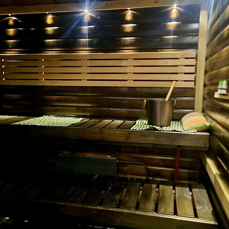 Mother Reindeer S House Рованиеми